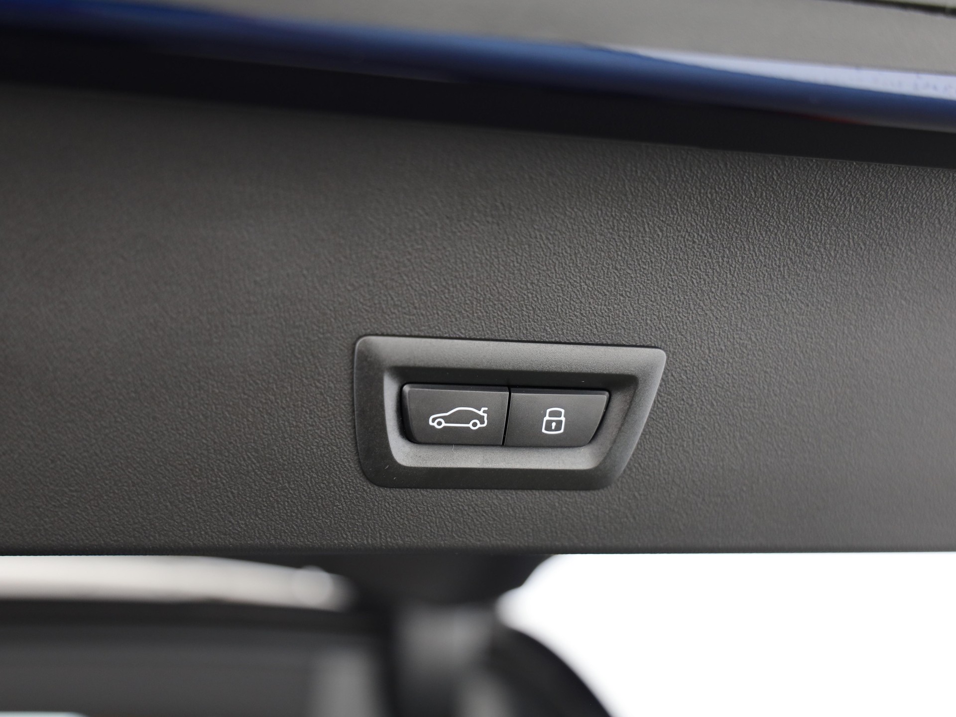 BMW X3 30e xDrive-image-8