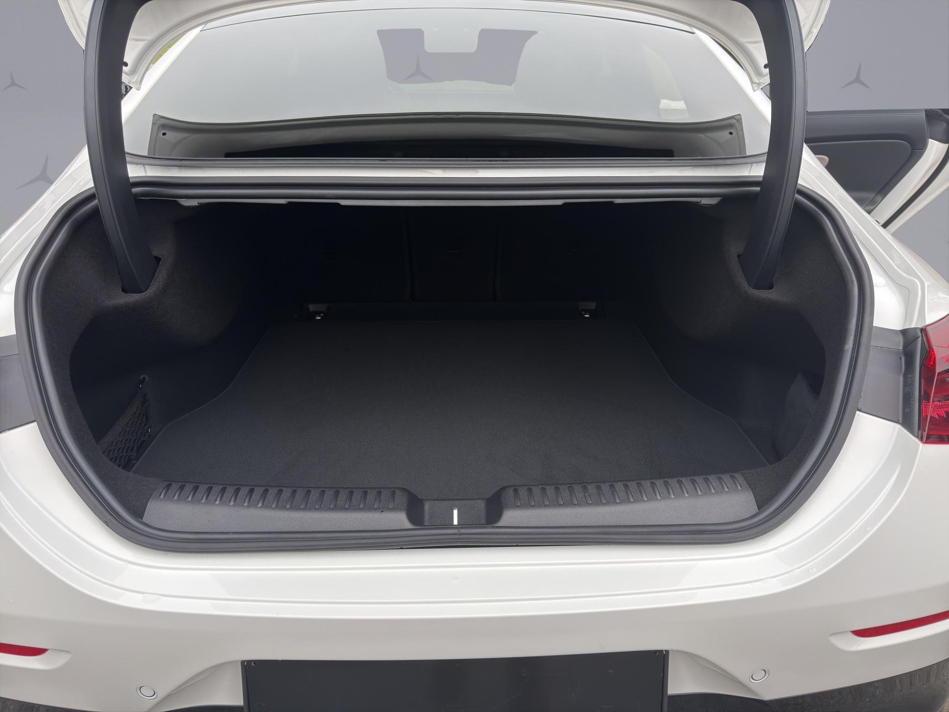 MERCEDES-BENZ CLA 220 AMG Line 4matic-image-14