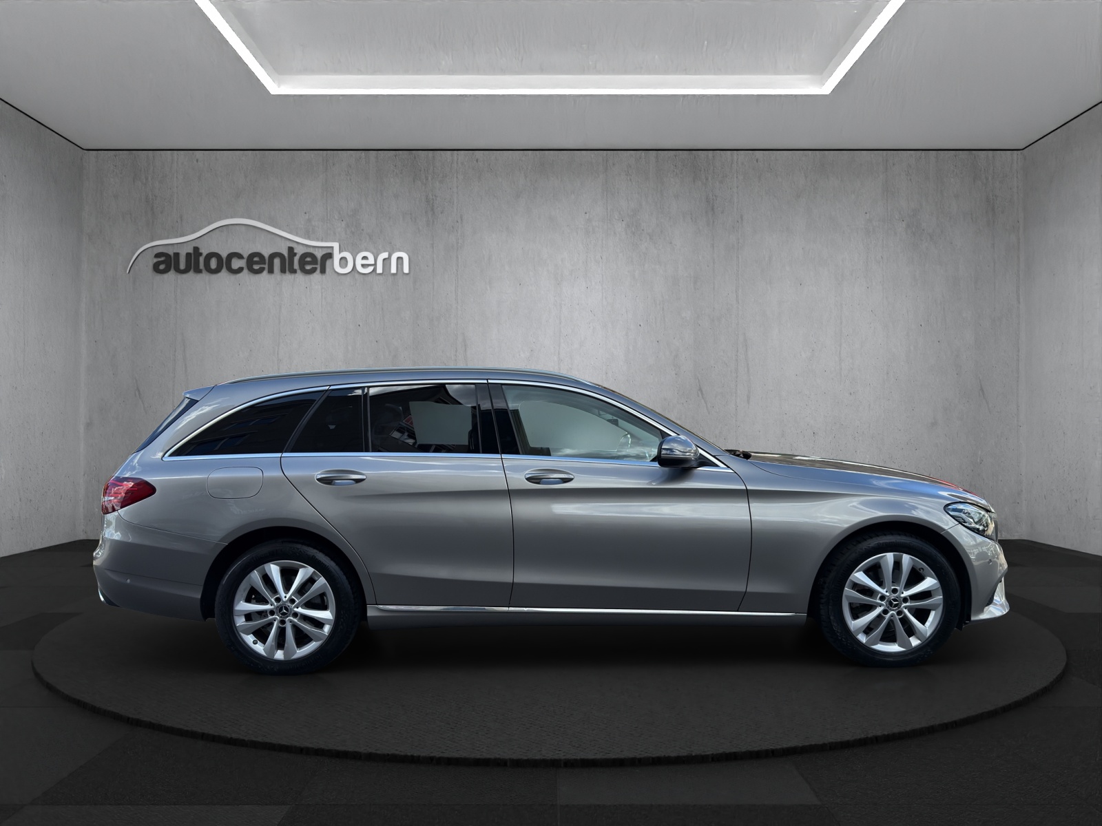 MERCEDES-BENZ C 200 Avantgarde 4Matic 9G-Tronic-image-7