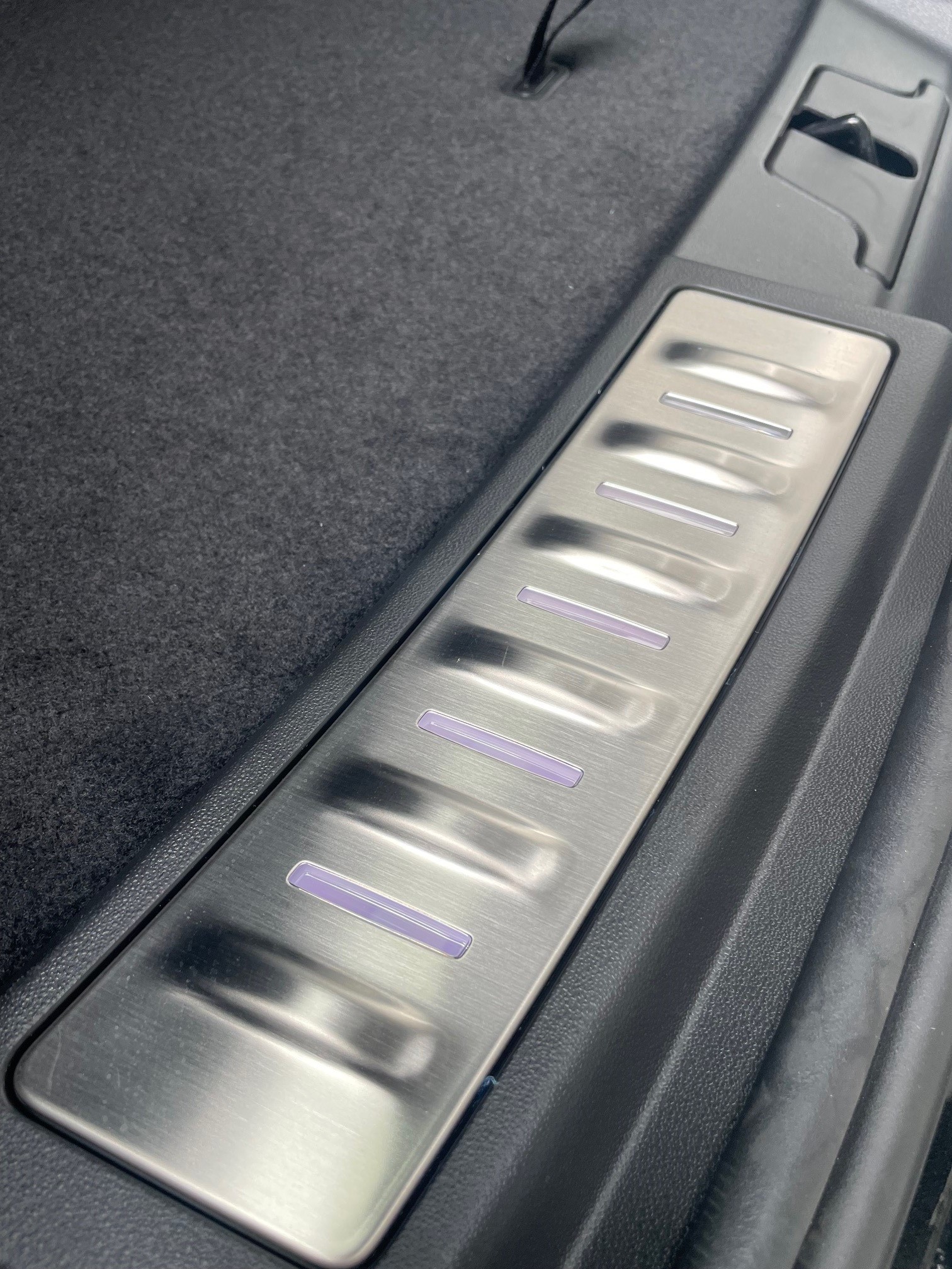 LAND ROVER Range Rover Evoque 1.5 T 300e Autobiography-image-21
