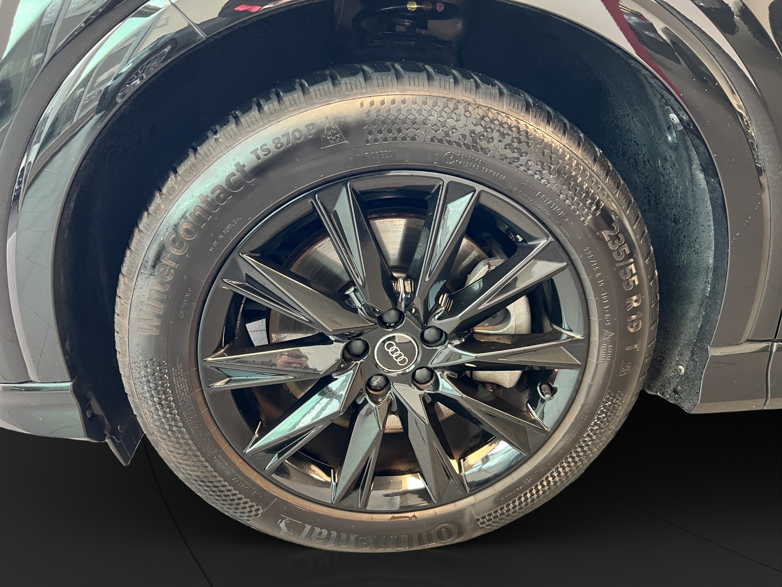 AUDI Q4 e-tron 50 quattro-image-15