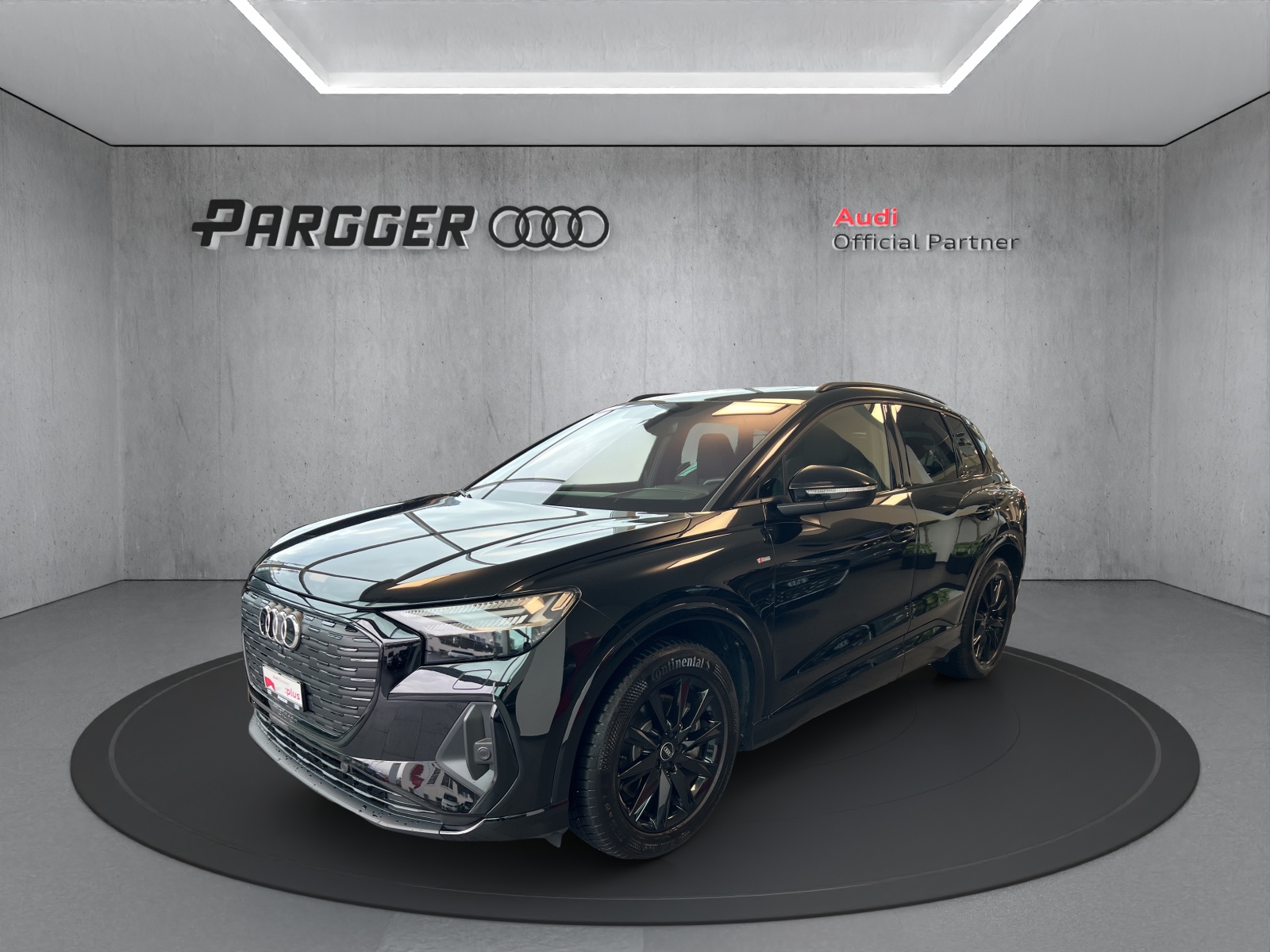 AUDI Q4 e-tron 50 quattro