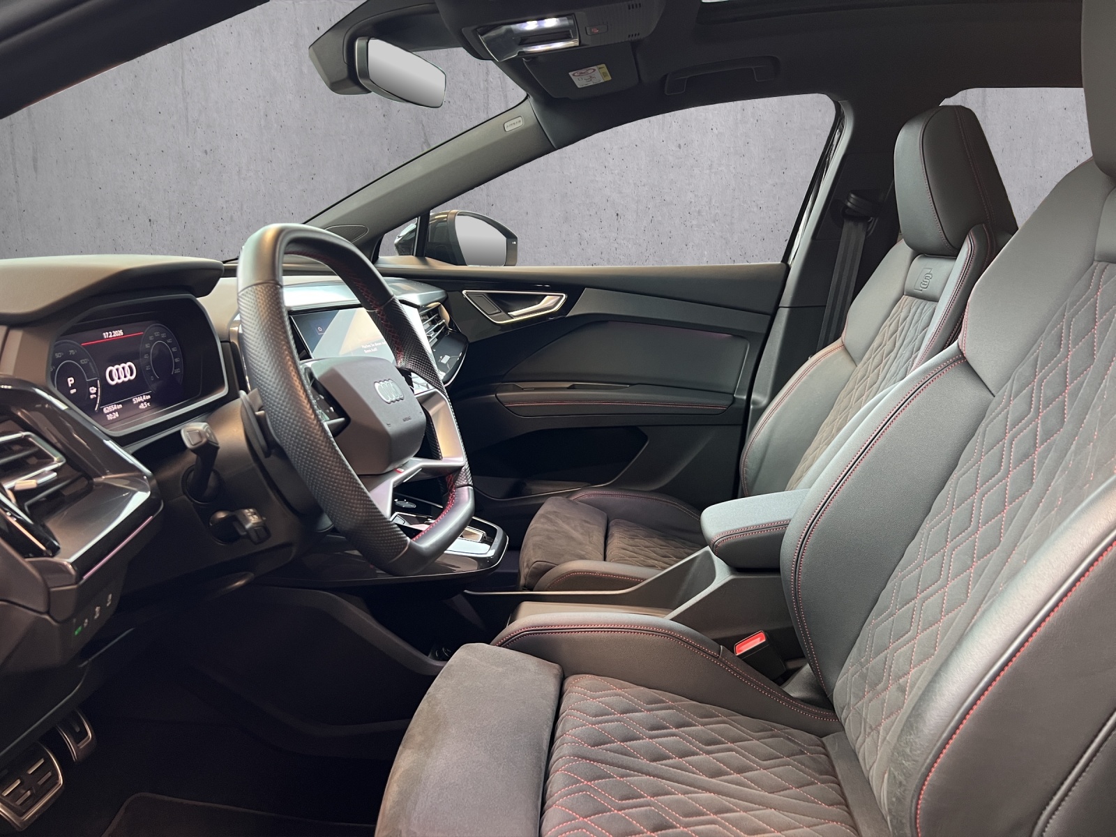 AUDI Q4 e-tron 50 quattro-image-6