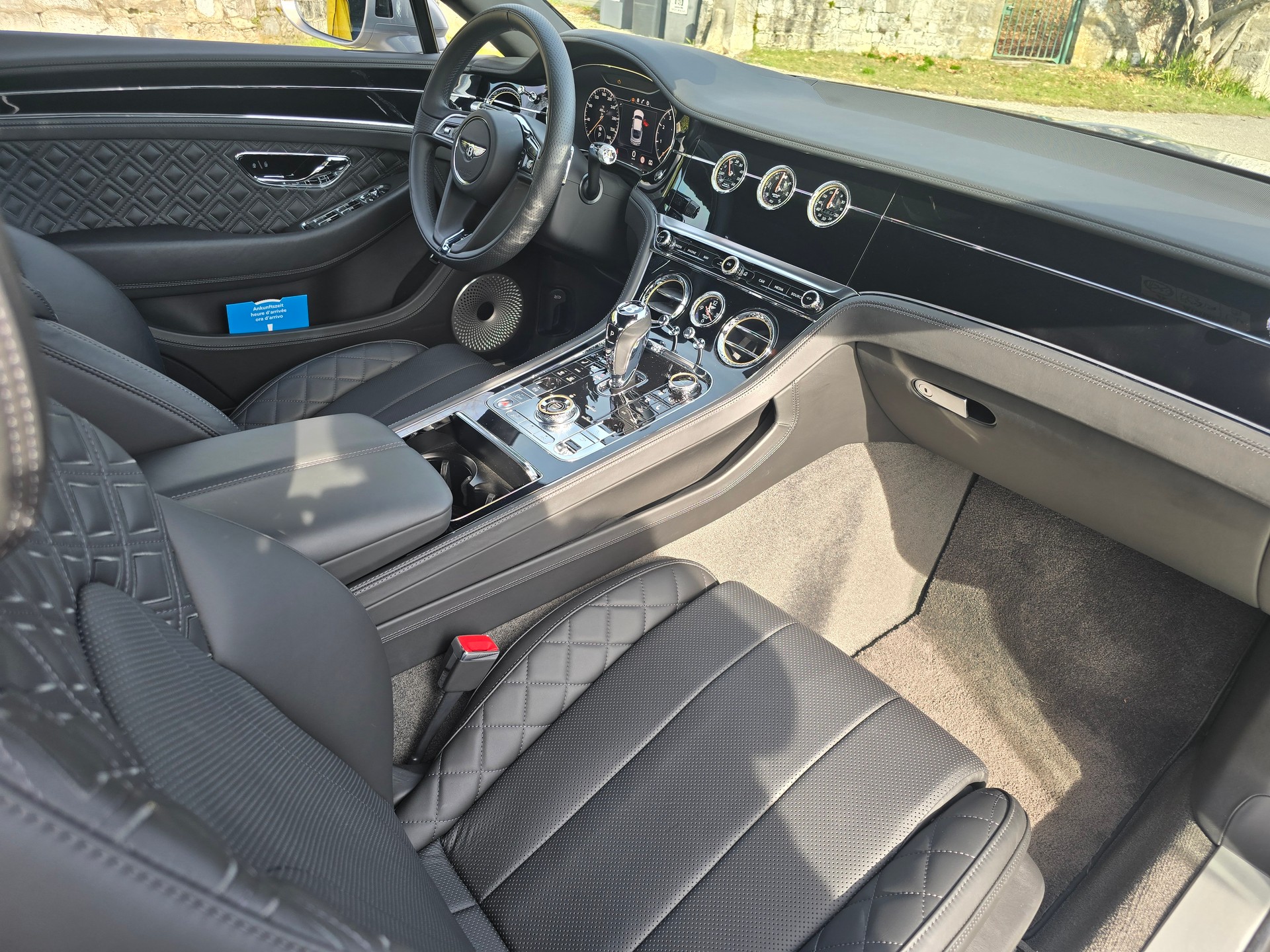 BENTLEY Continental GT 4.0 V8-image-12