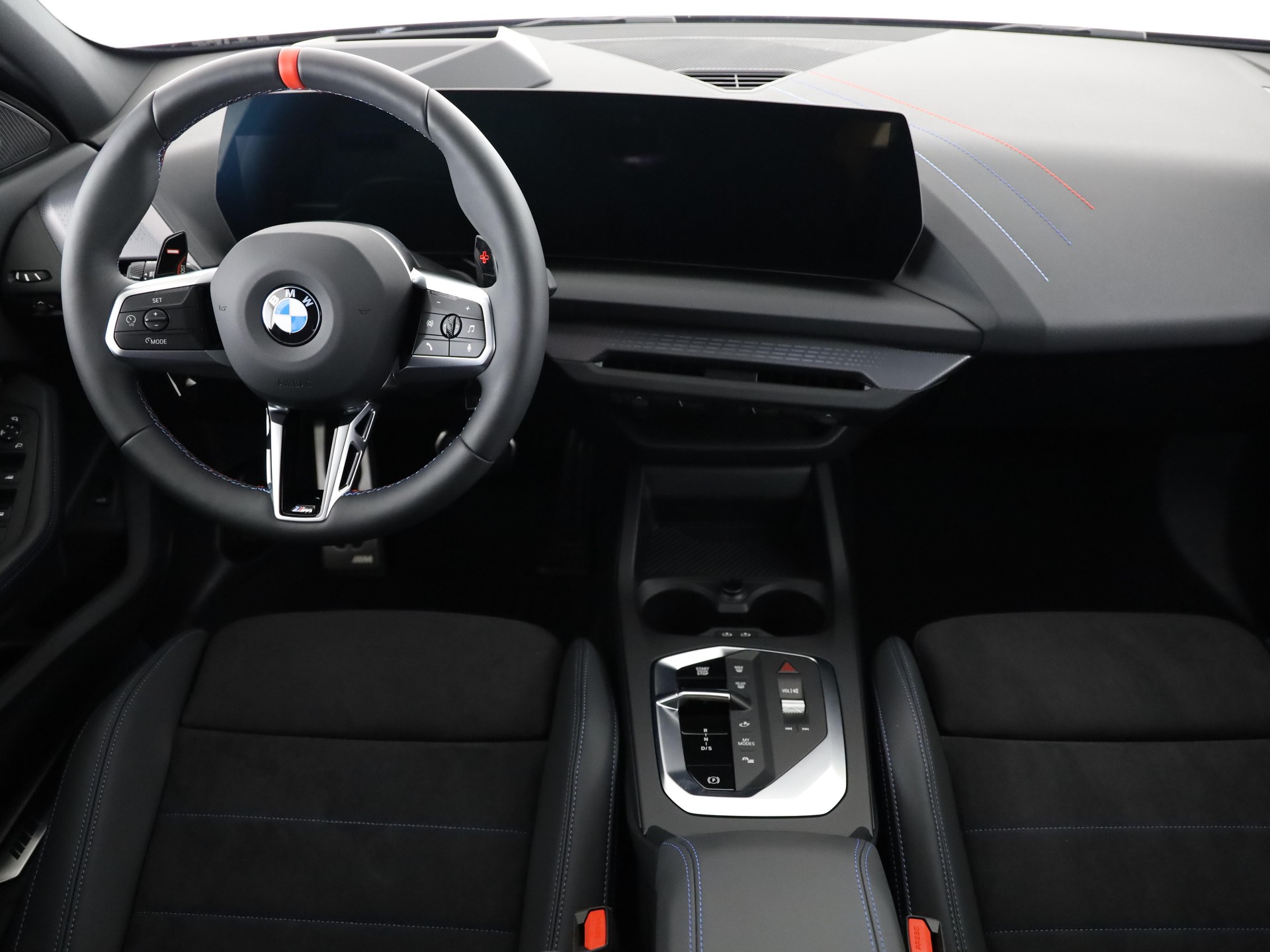 BMW M135i xDrive-image-16
