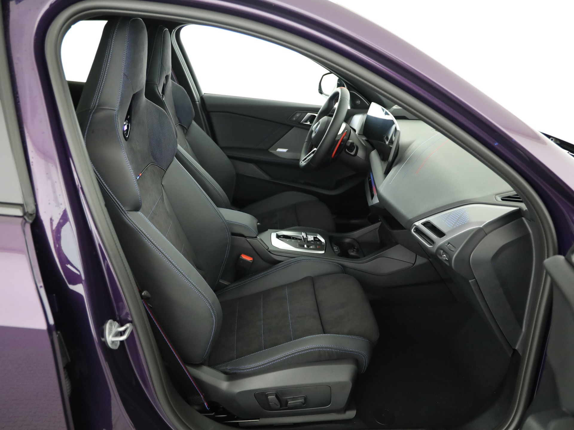 BMW M135i xDrive-image-14