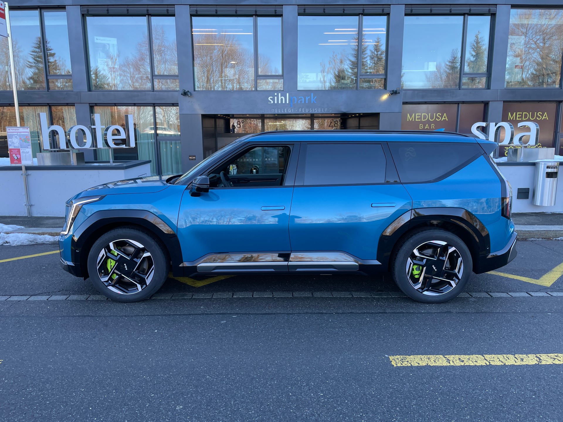 KIA EV9 99,8 kWh GT 4x4 mit Panoramaschiebedach, 7-Sitzer-image-11