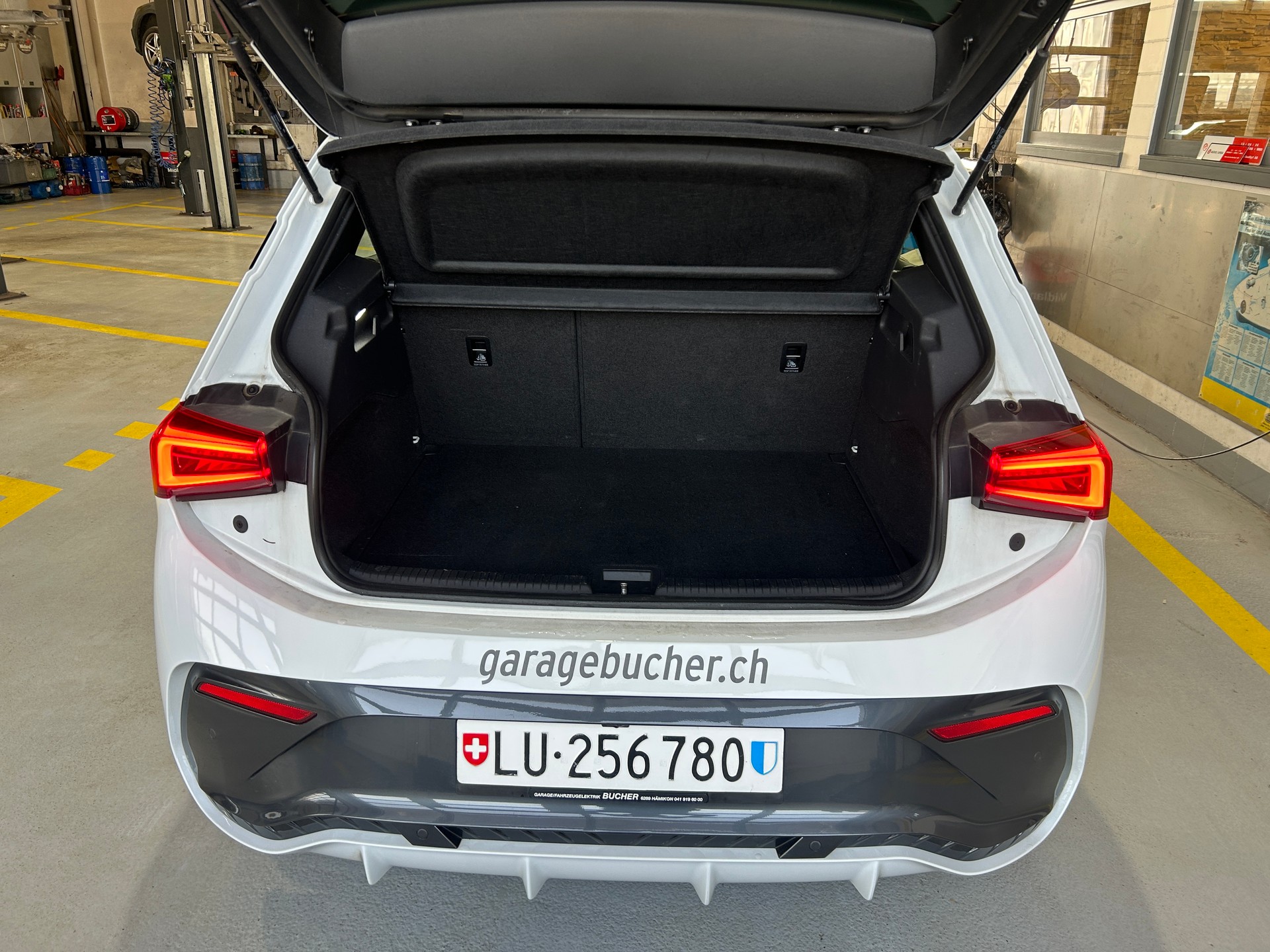 CUPRA Born 58 kWh-image-3