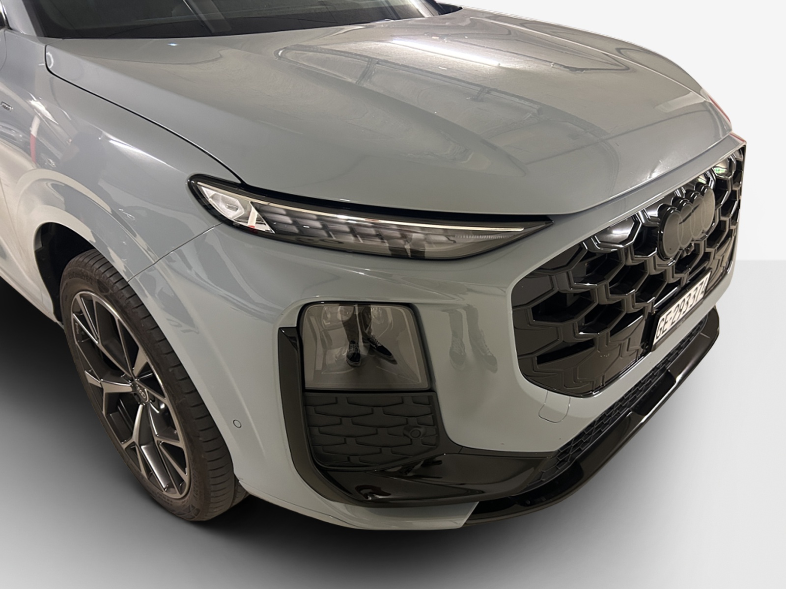 AUDI Q3 Sportback e-hybrid 200 kW S tronig-image-15