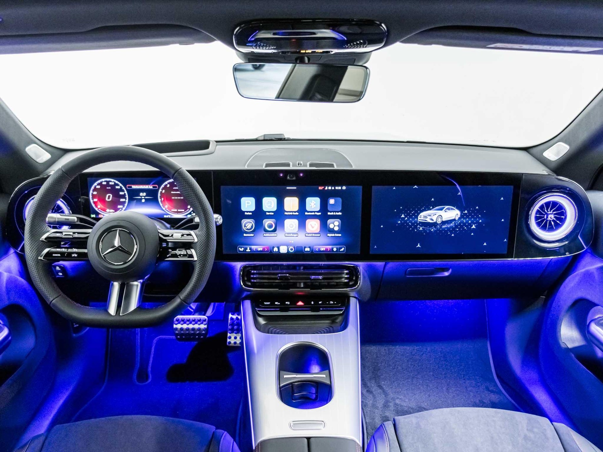 MERCEDES-BENZ CLA 220 4MATIC-image-11