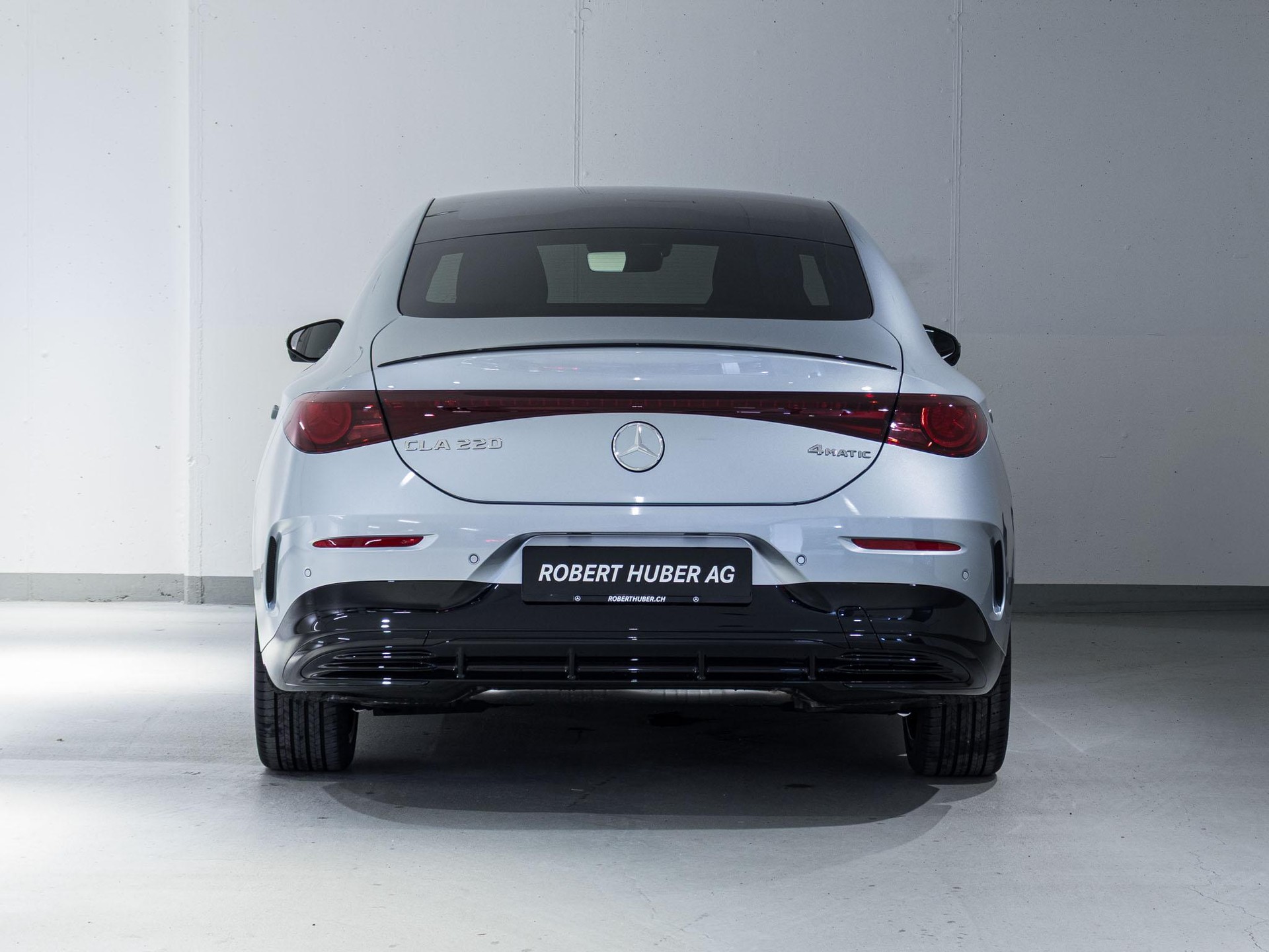 MERCEDES-BENZ CLA 220 4MATIC-image-5