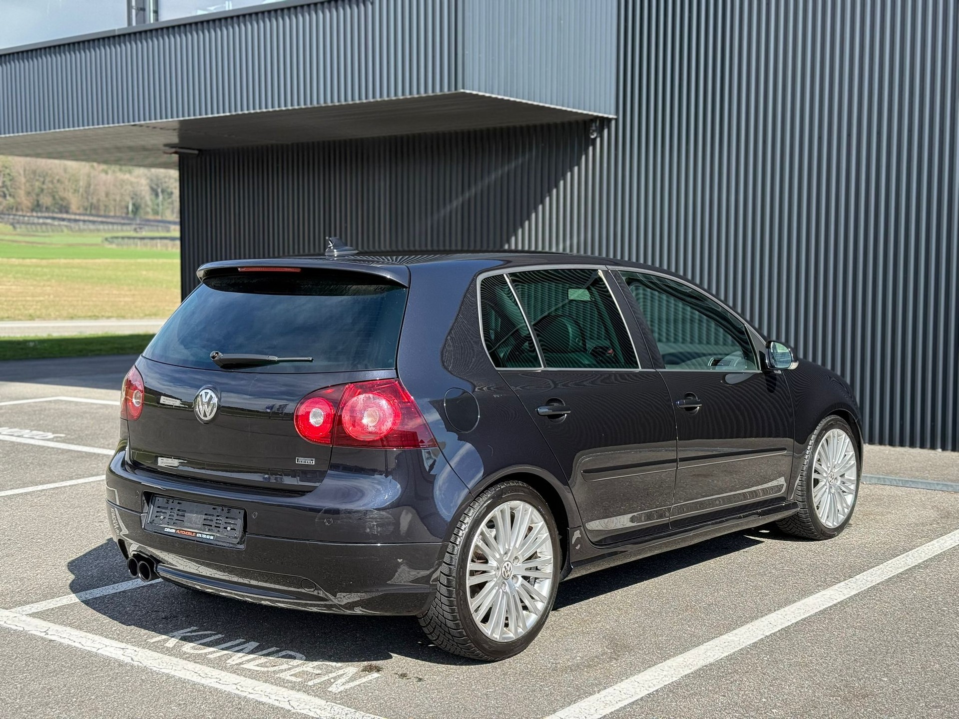 VW Golf 2.0 TFSI GTI Pirelli-image-7