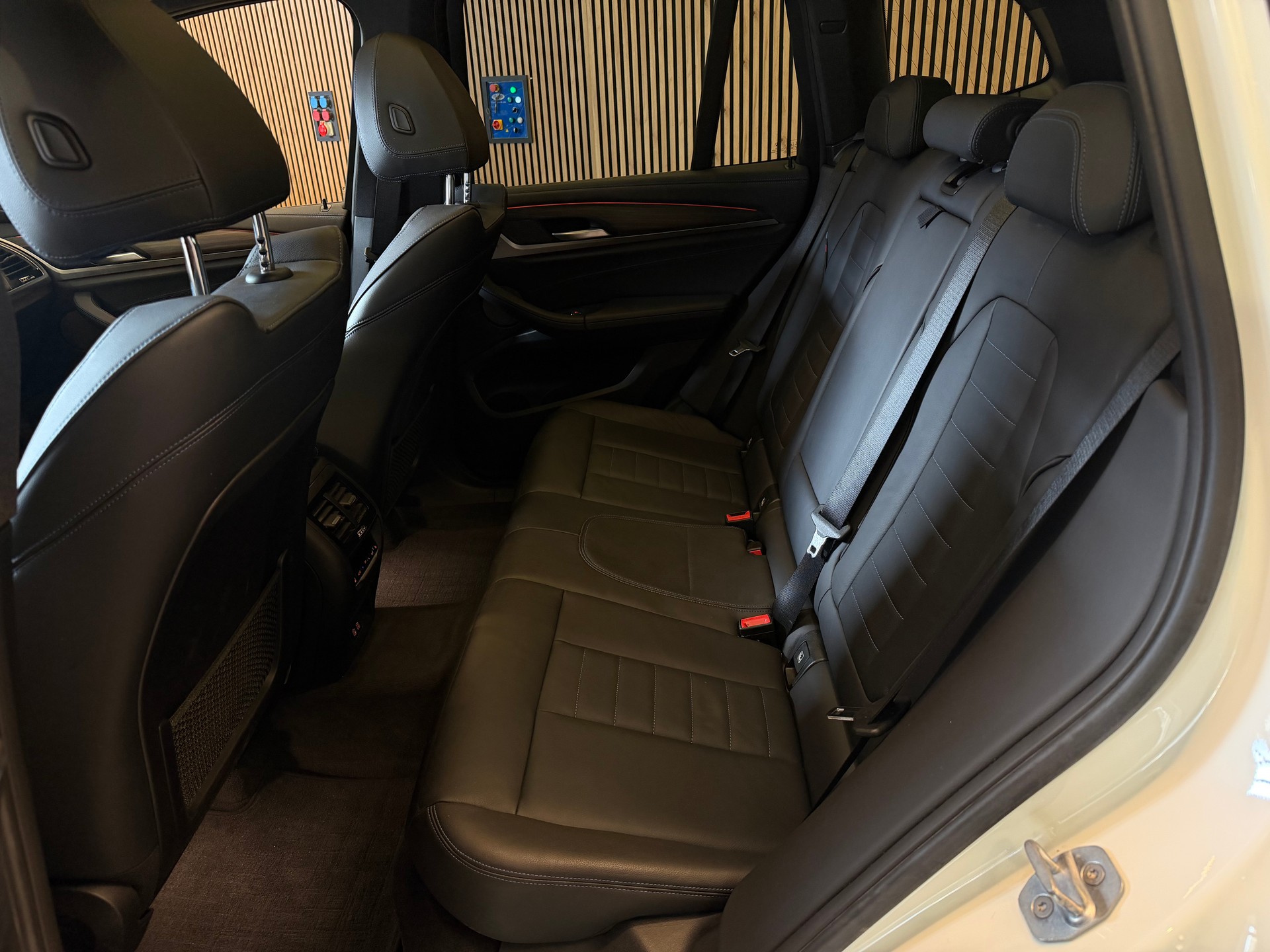 BMW X3 M40d Individual Steptronic-image-15