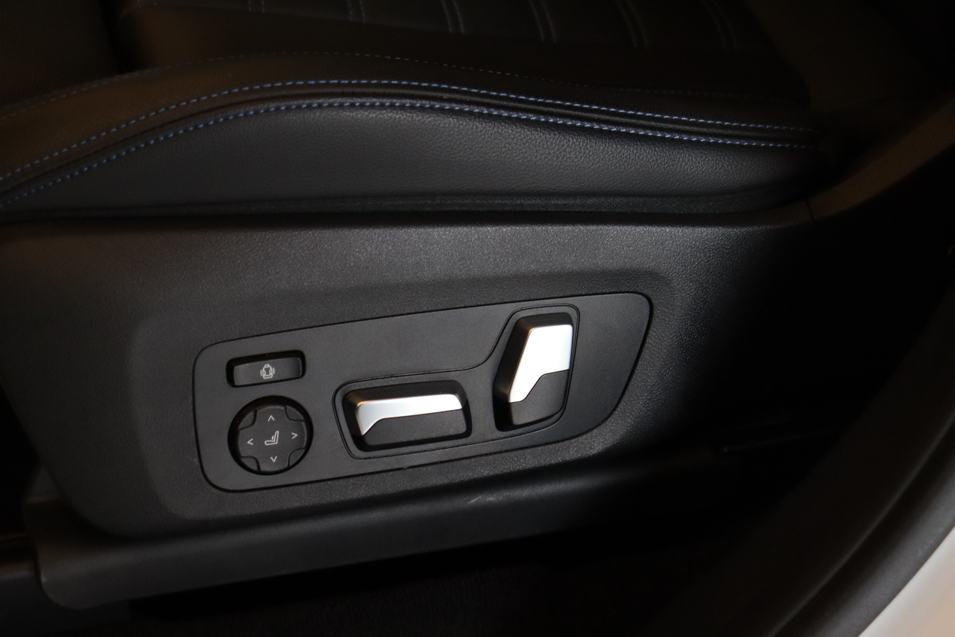 BMW X3 M40d Individual Steptronic-image-22