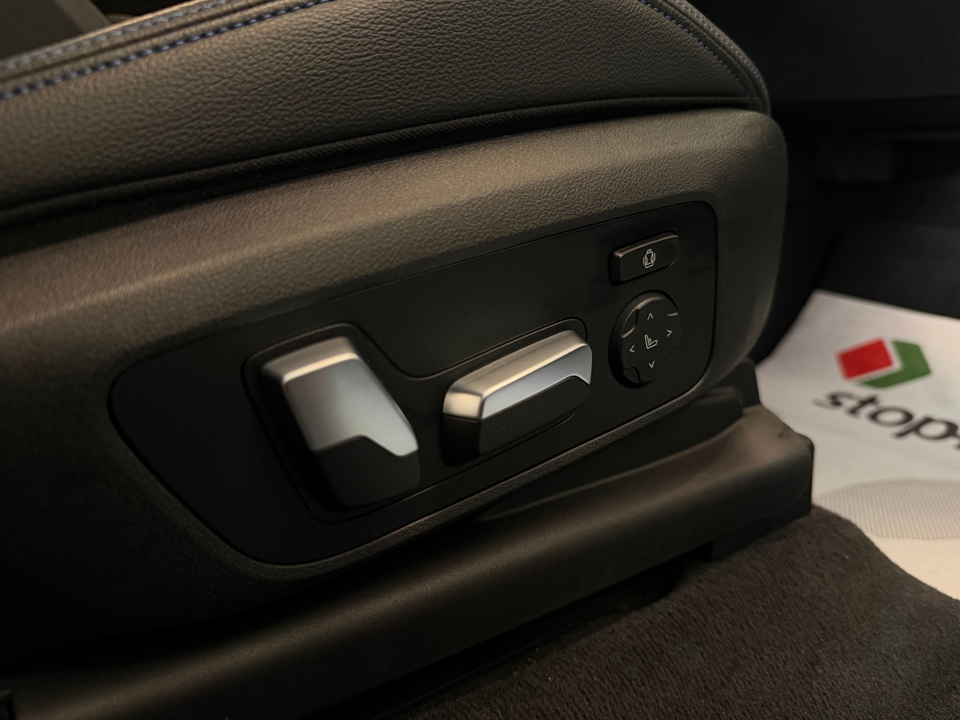 BMW X3 M40d Individual Steptronic-image-23