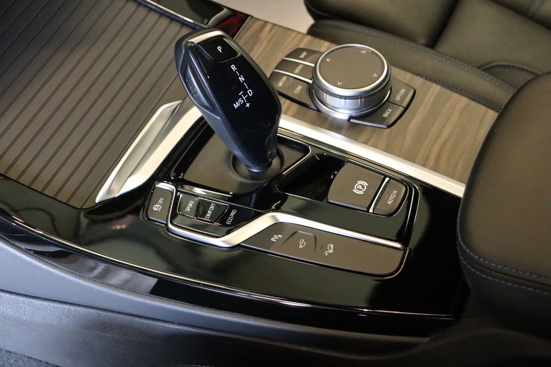BMW X3 M40d Individual Steptronic-image-16