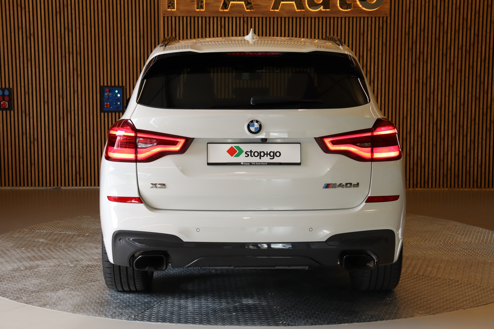 BMW X3 M40d Individual Steptronic-image-7