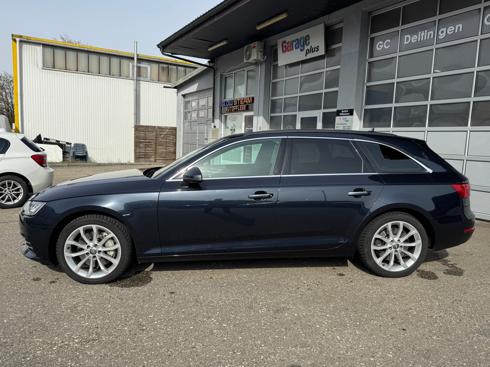 AUDI A4 Avant 3.0 TDI Design quattro tiptronic-image-3