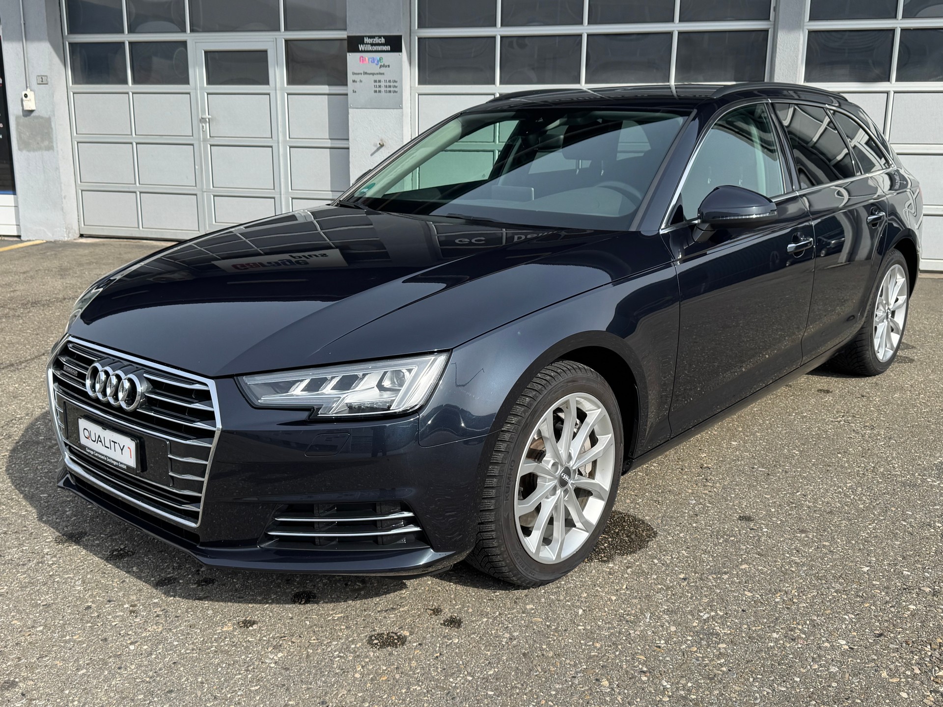 AUDI A4 Avant 3.0 TDI Design quattro tiptronic