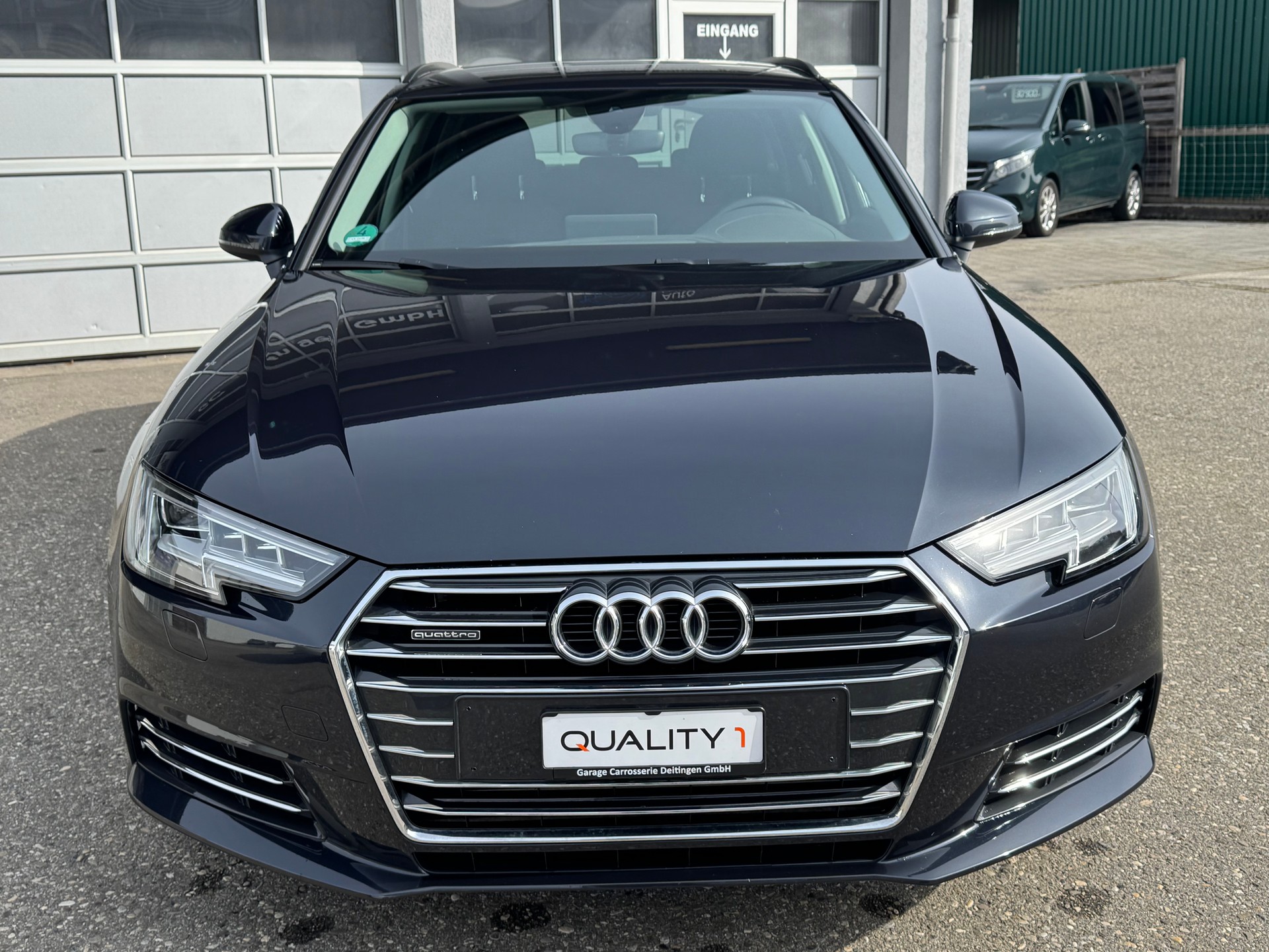 AUDI A4 Avant 3.0 TDI Design quattro tiptronic-image-1