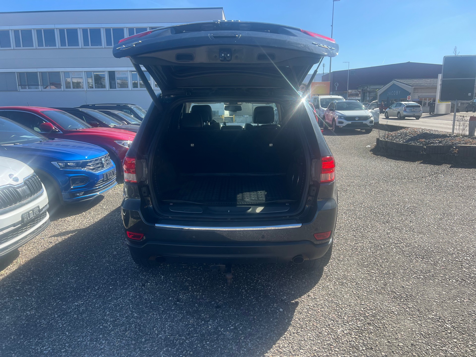 JEEP Grand Cherokee 3.0 CRD Overland Automatic-image-6