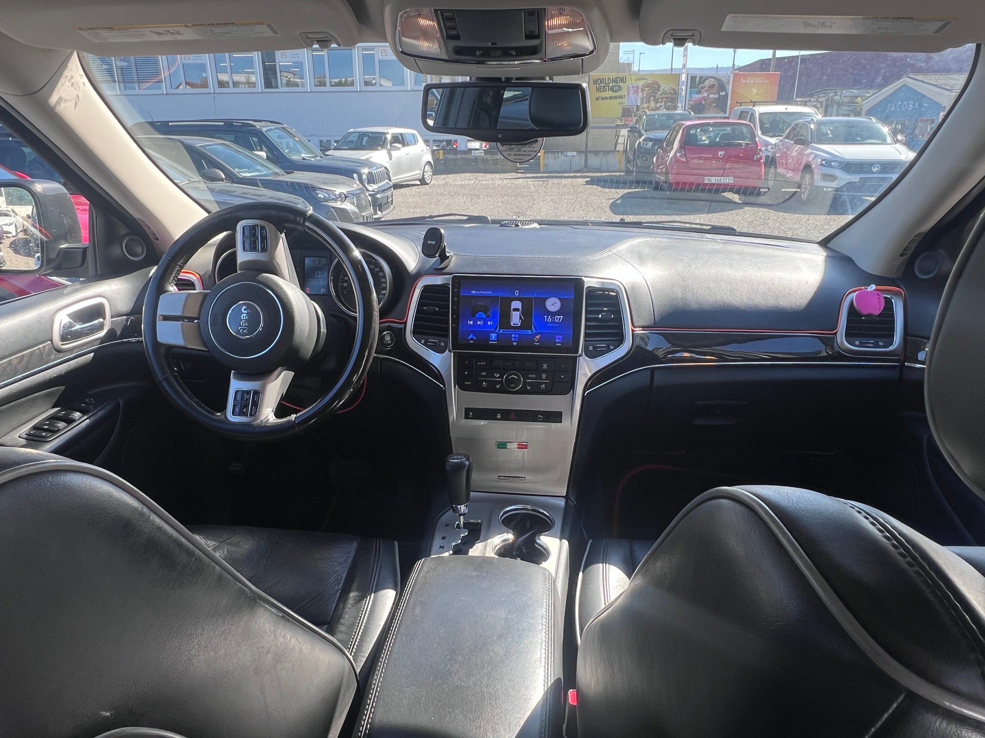 JEEP Grand Cherokee 3.0 CRD Overland Automatic-image-8