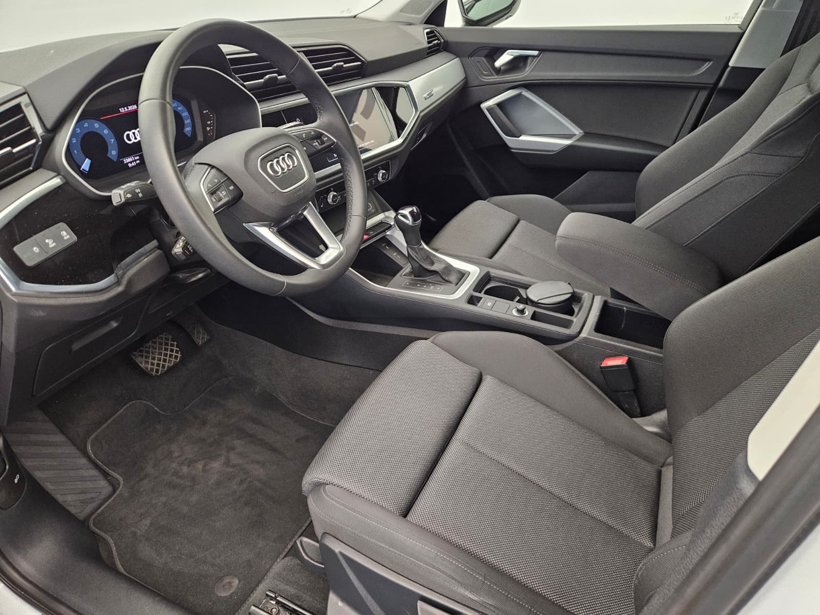 AUDI Q3 Sportback 35 TFSI S line Attraction S-tronic-image-10