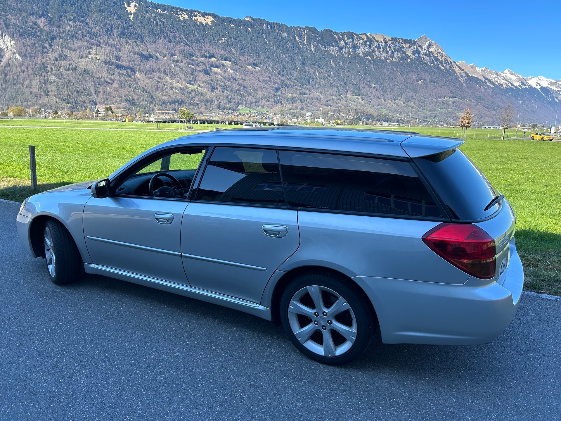 SUBARU Legacy 3.0R AWD Executive Automatic-image-3