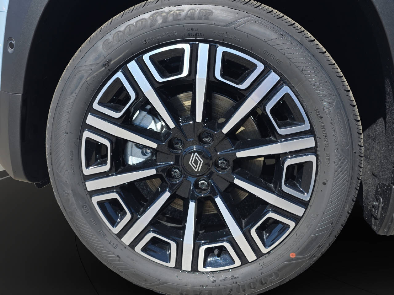 RENAULT R4 E-Tech Comfort Range iconic-image-12