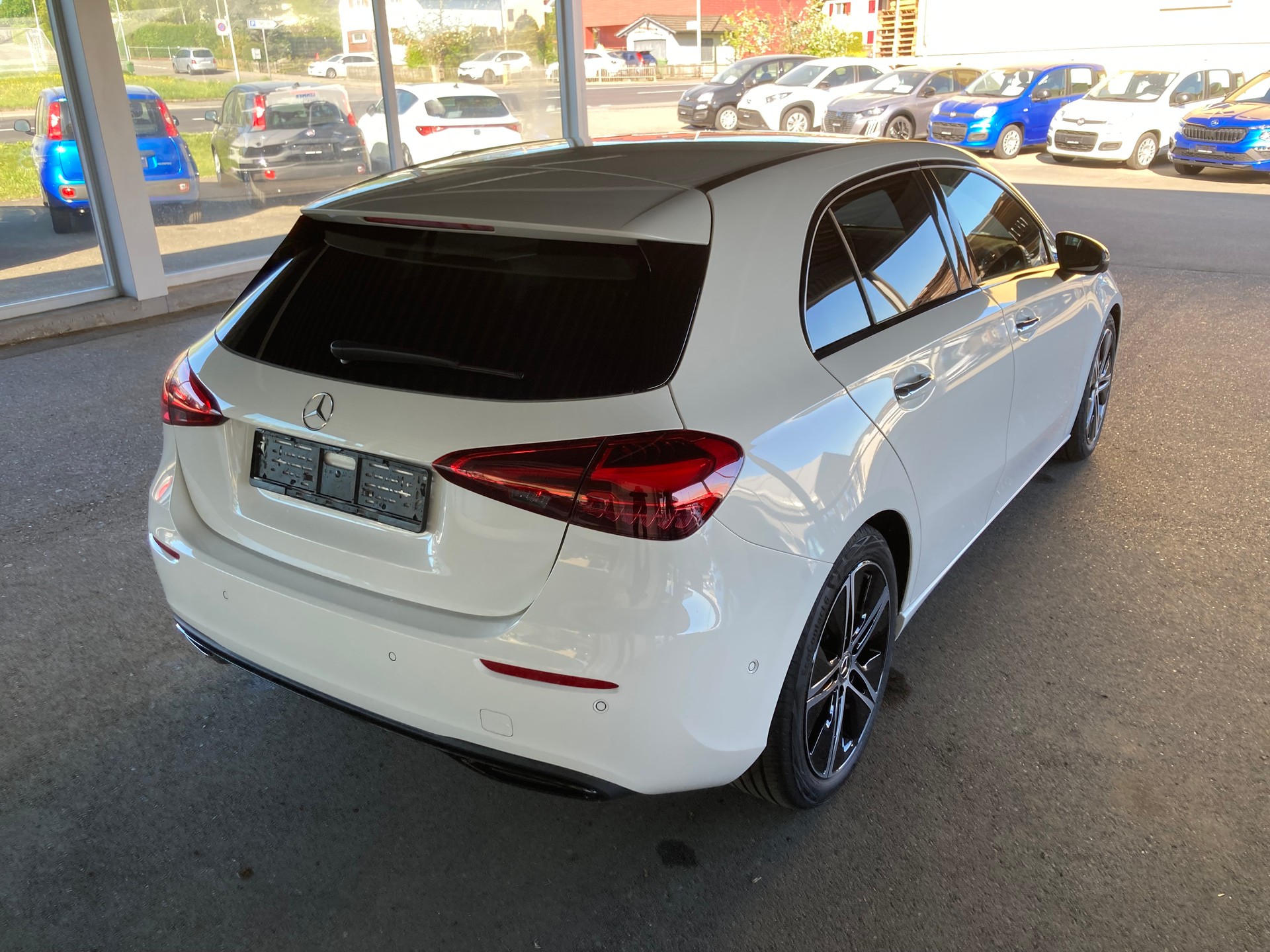 MERCEDES-BENZ A 200 Night Star 7G-DCT-image-4