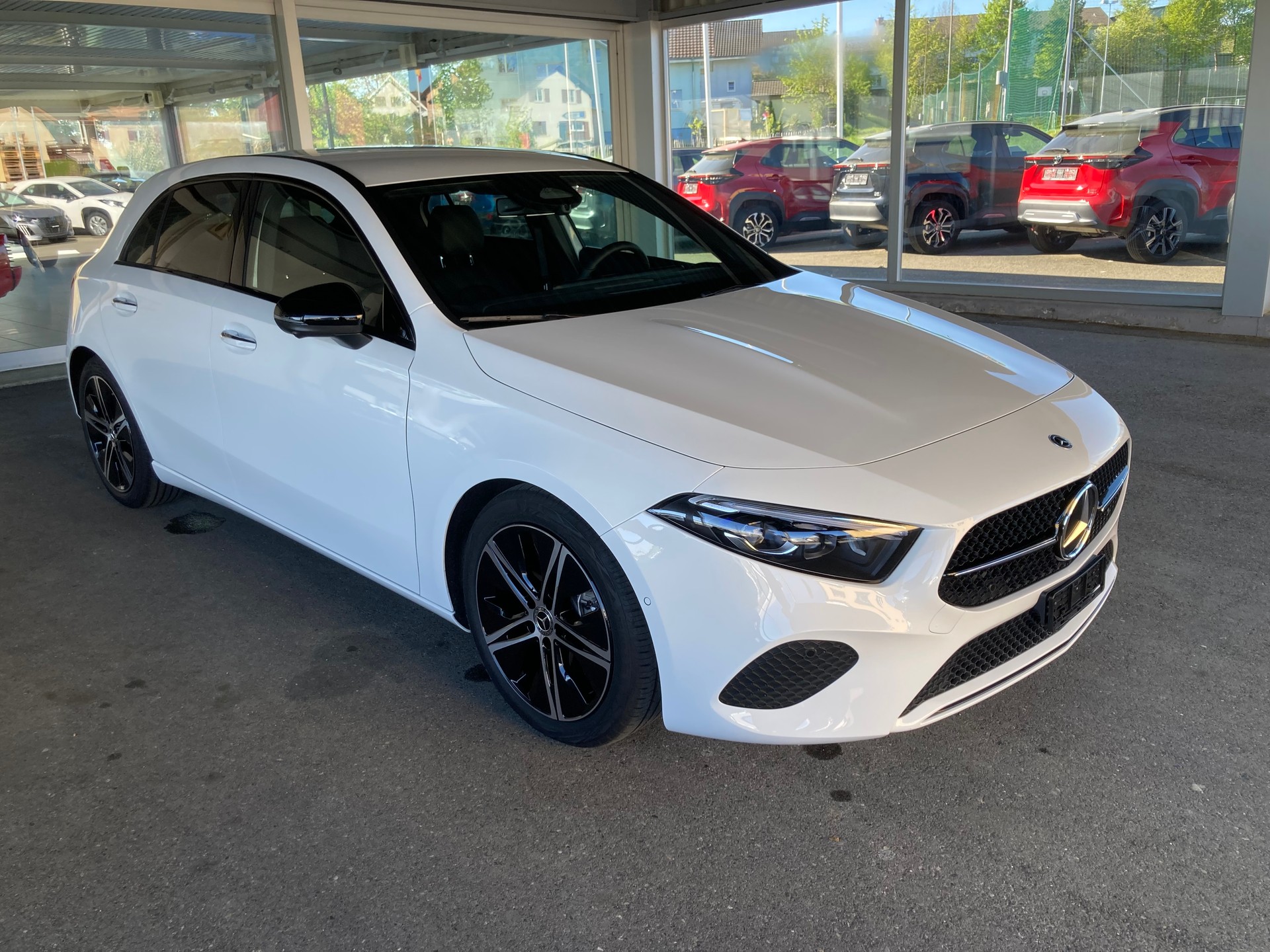 MERCEDES-BENZ A 200 Night Star 7G-DCT-image-2