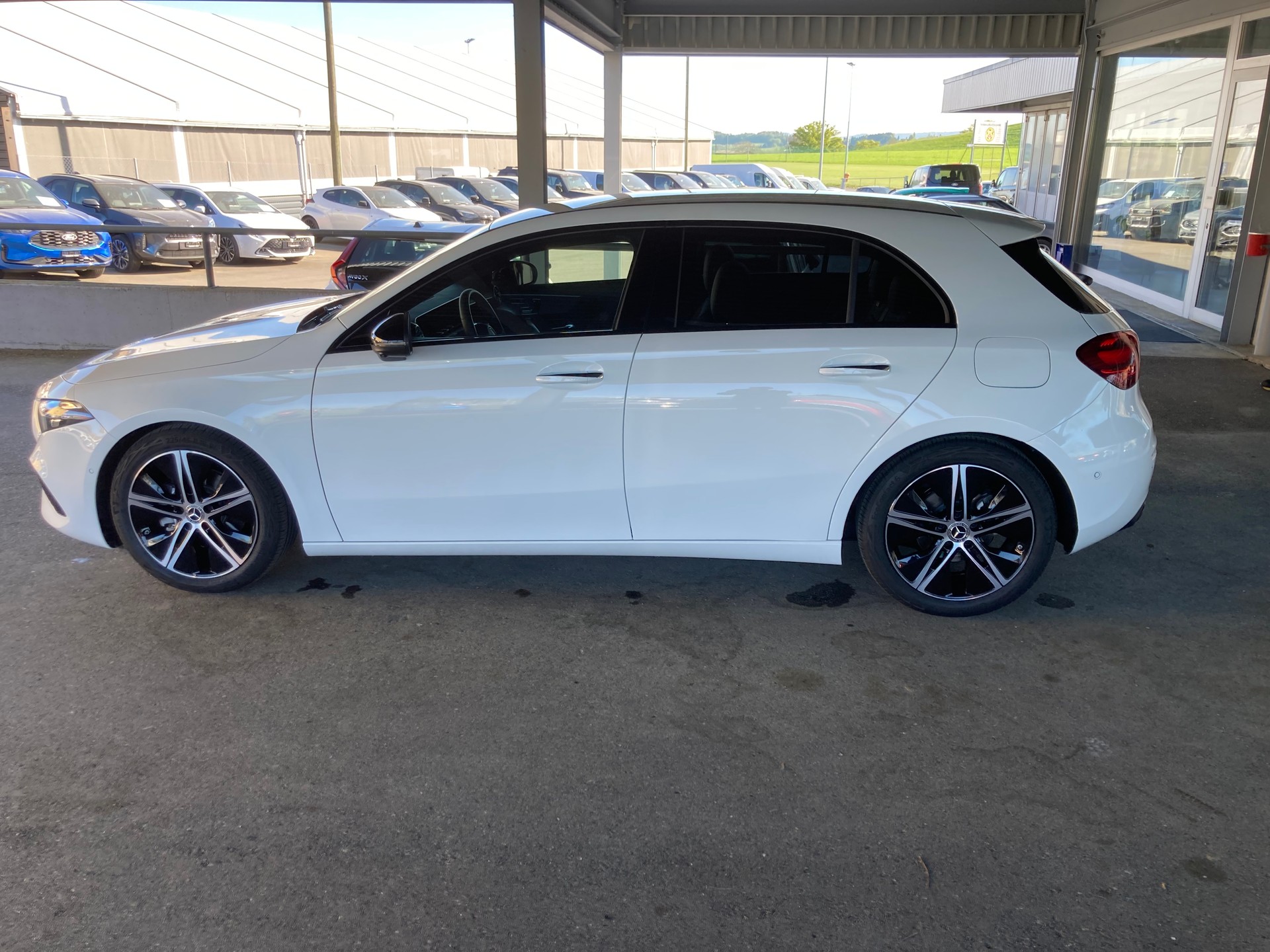 MERCEDES-BENZ A 200 Night Star 7G-DCT-image-7