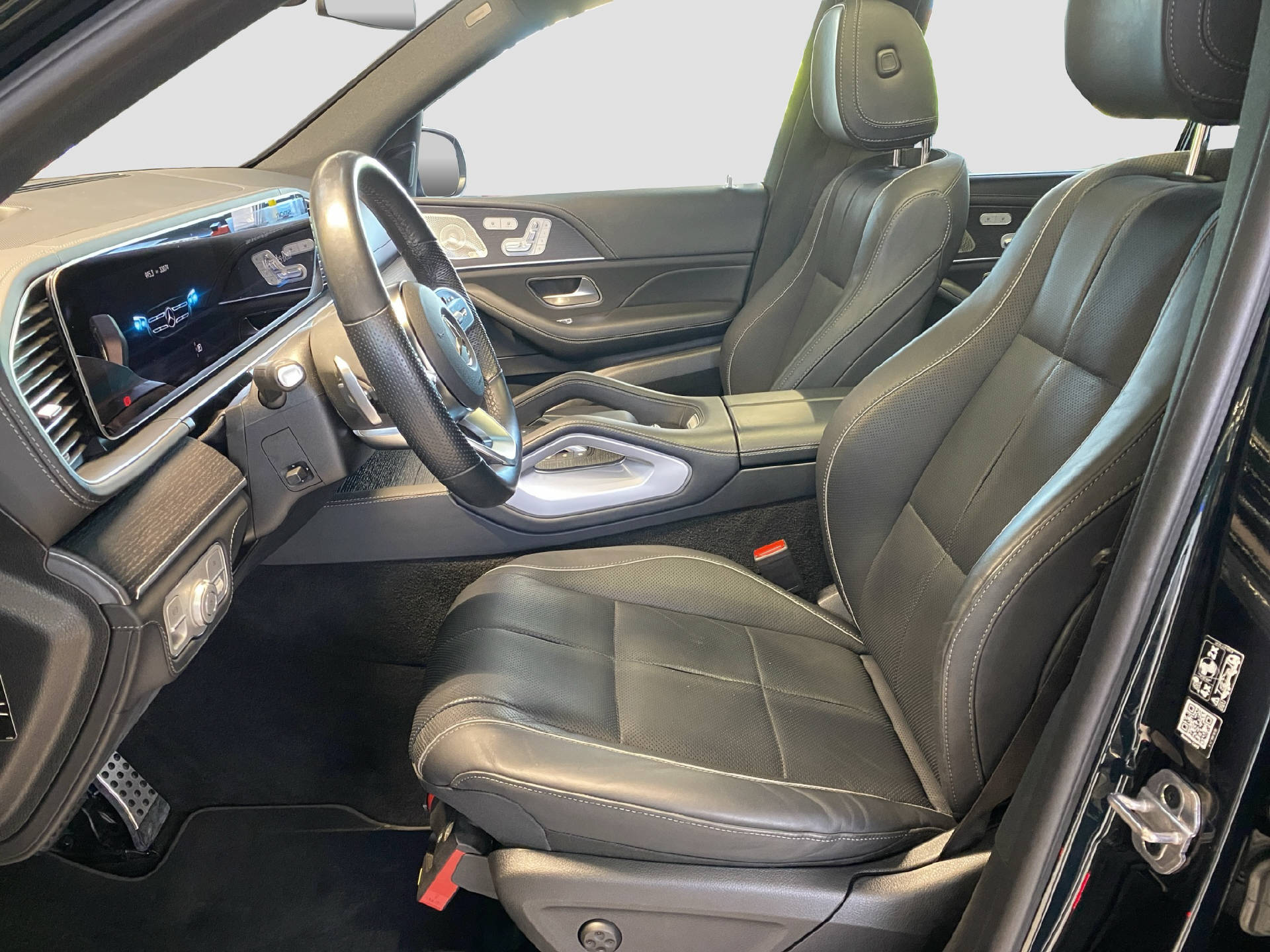MERCEDES-BENZ GLS 450 AMG Line 4MATIC-image-6