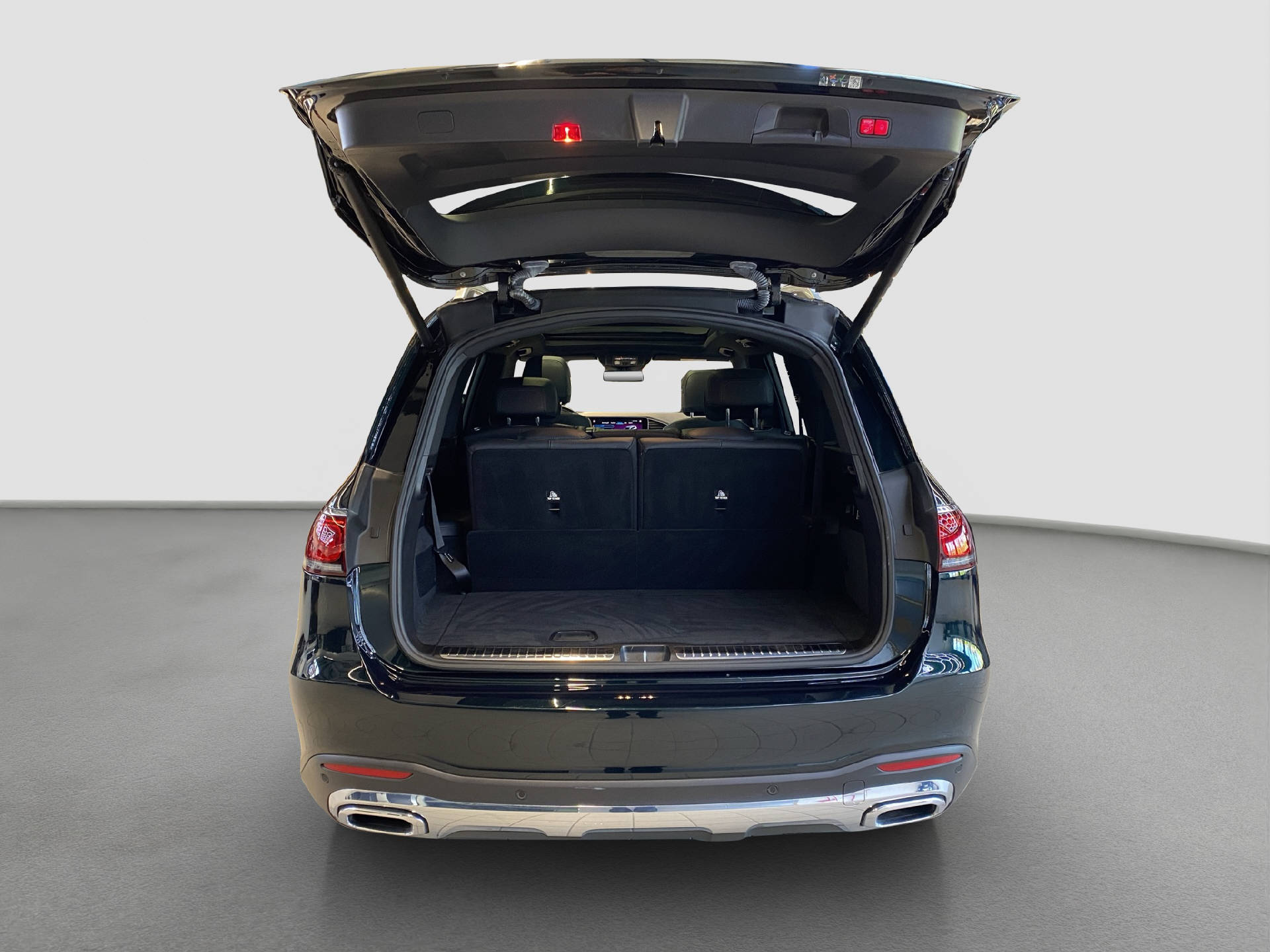 MERCEDES-BENZ GLS 450 AMG Line 4MATIC-image-14