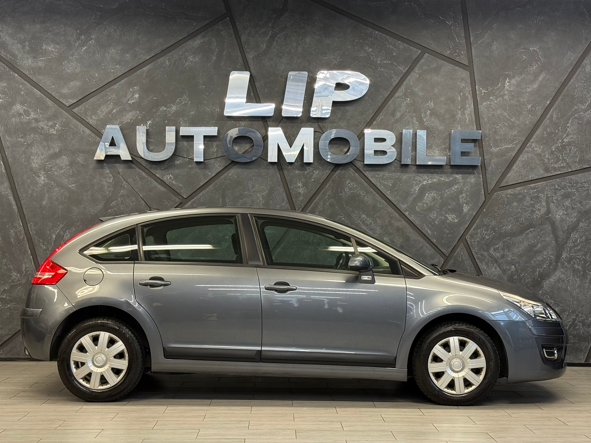 CITROEN C4 Berline 1.6i 16V VTR (Pack) Automatic-image-3