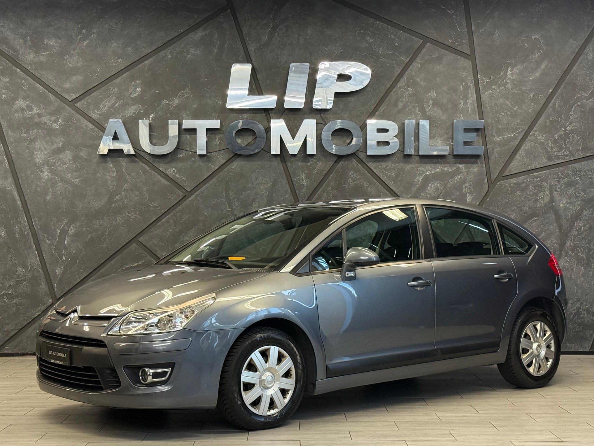 CITROEN C4 Berline 1.6i 16V VTR (Pack) Automatic-image-0