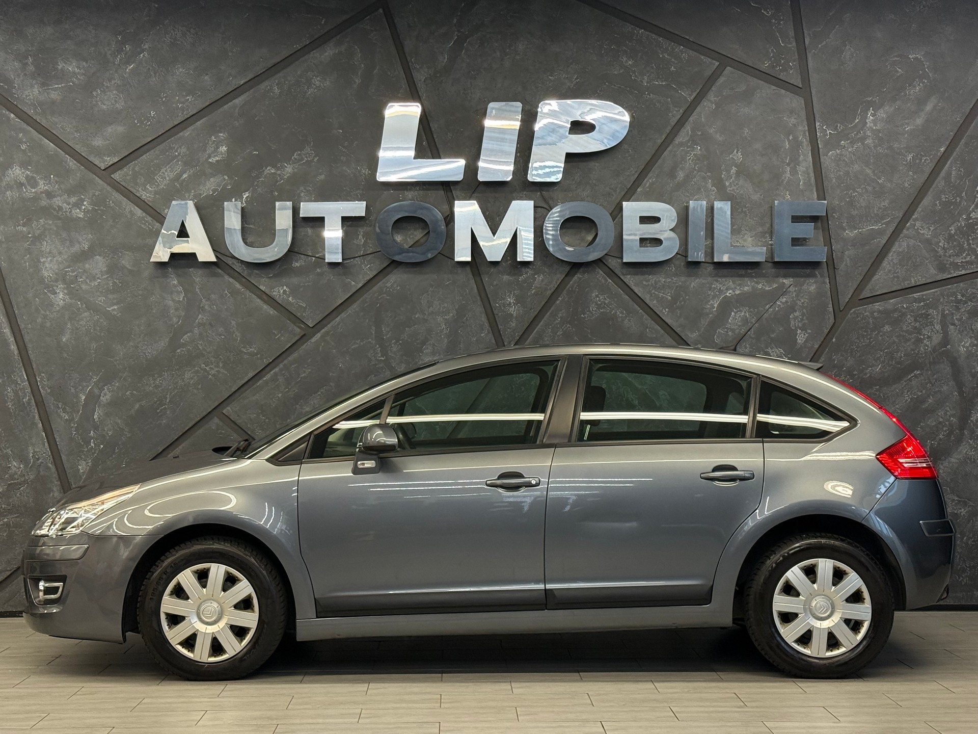 CITROEN C4 Berline 1.6i 16V VTR (Pack) Automatic-image-4