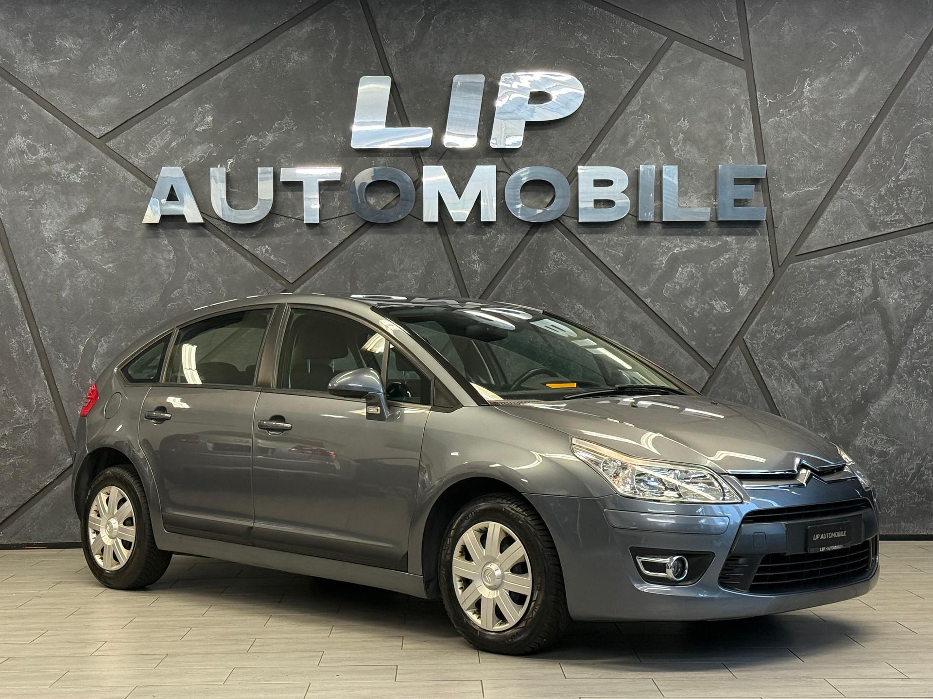 CITROEN C4 Berline 1.6i 16V VTR (Pack) Automatic-image-2