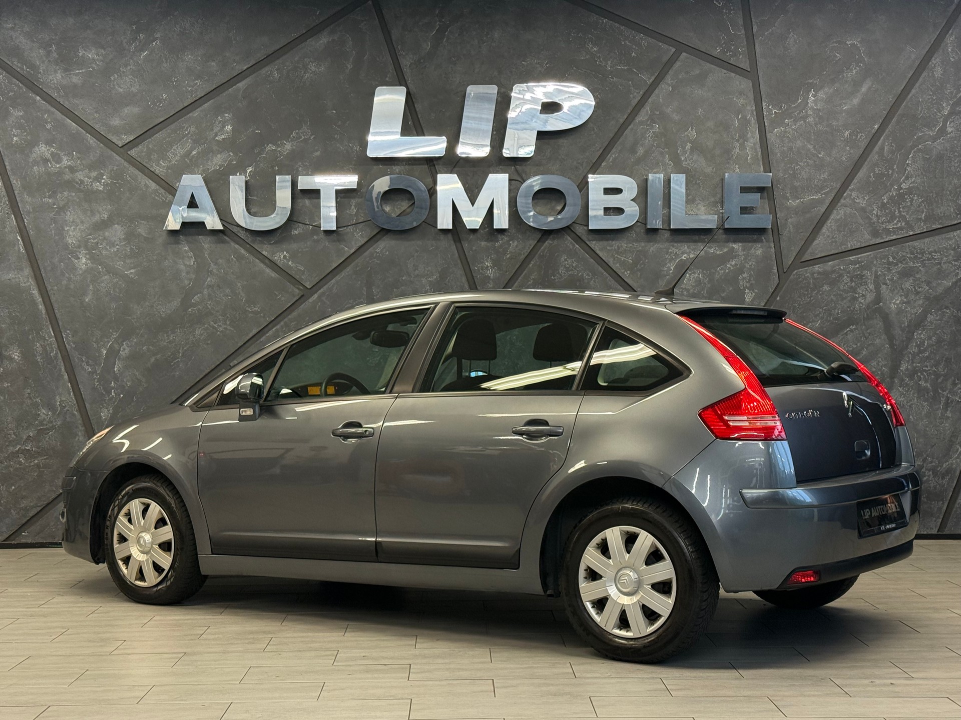 CITROEN C4 Berline 1.6i 16V VTR (Pack) Automatic-image-7