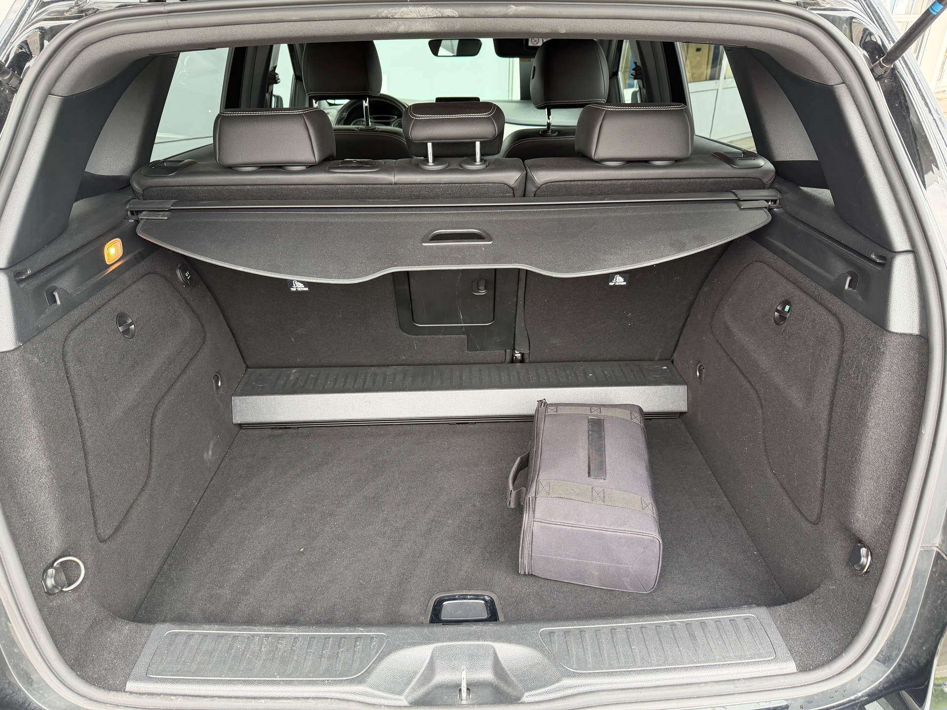 MERCEDES-BENZ B Electric Drive Urban-image-17