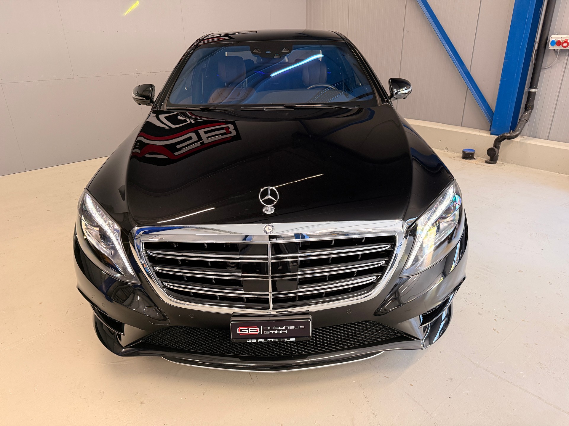 MERCEDES-BENZ S 350 BlueTEC 4Matic 7G-Tronic AMG-Line-image-2