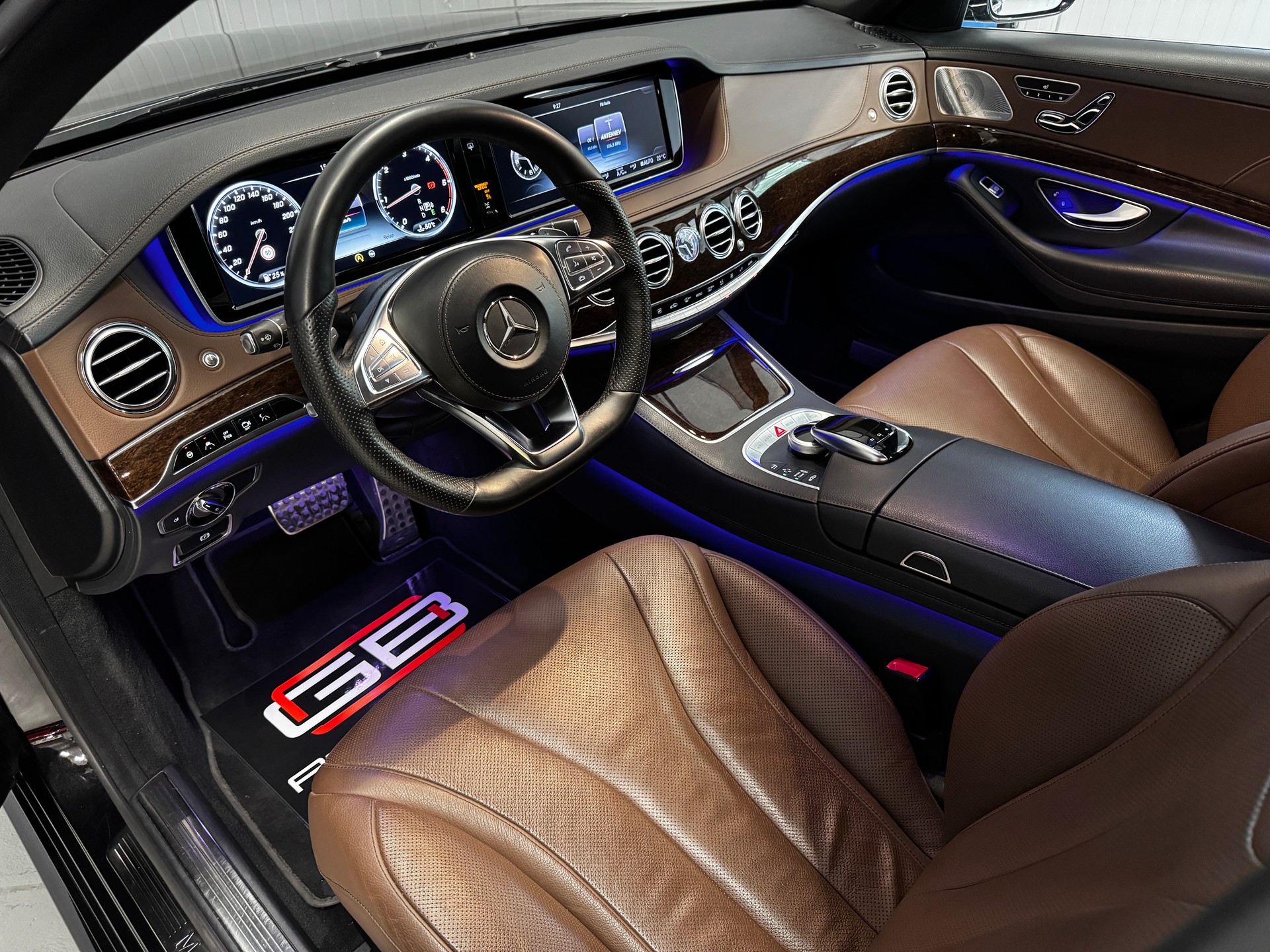 MERCEDES-BENZ S 350 BlueTEC 4Matic 7G-Tronic AMG-Line-image-8