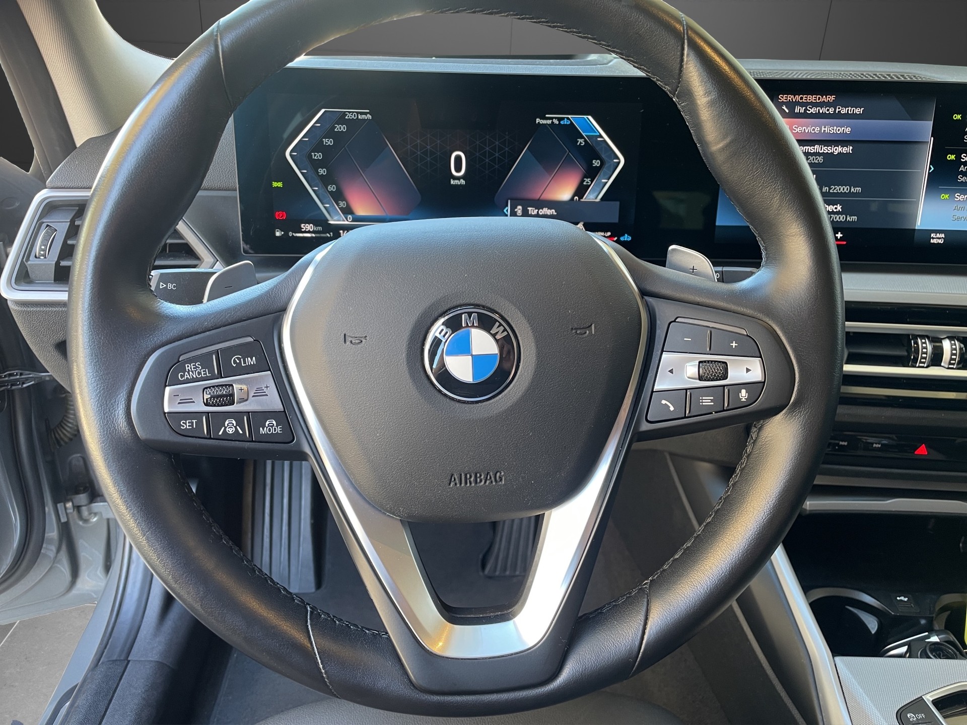 BMW 320d xDrive 48V Touring Steptronic-image-13
