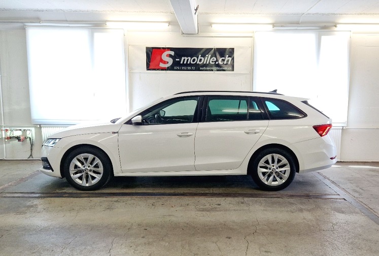 SKODA Octavia Combi 2.0 TDI DSG Style-image-1