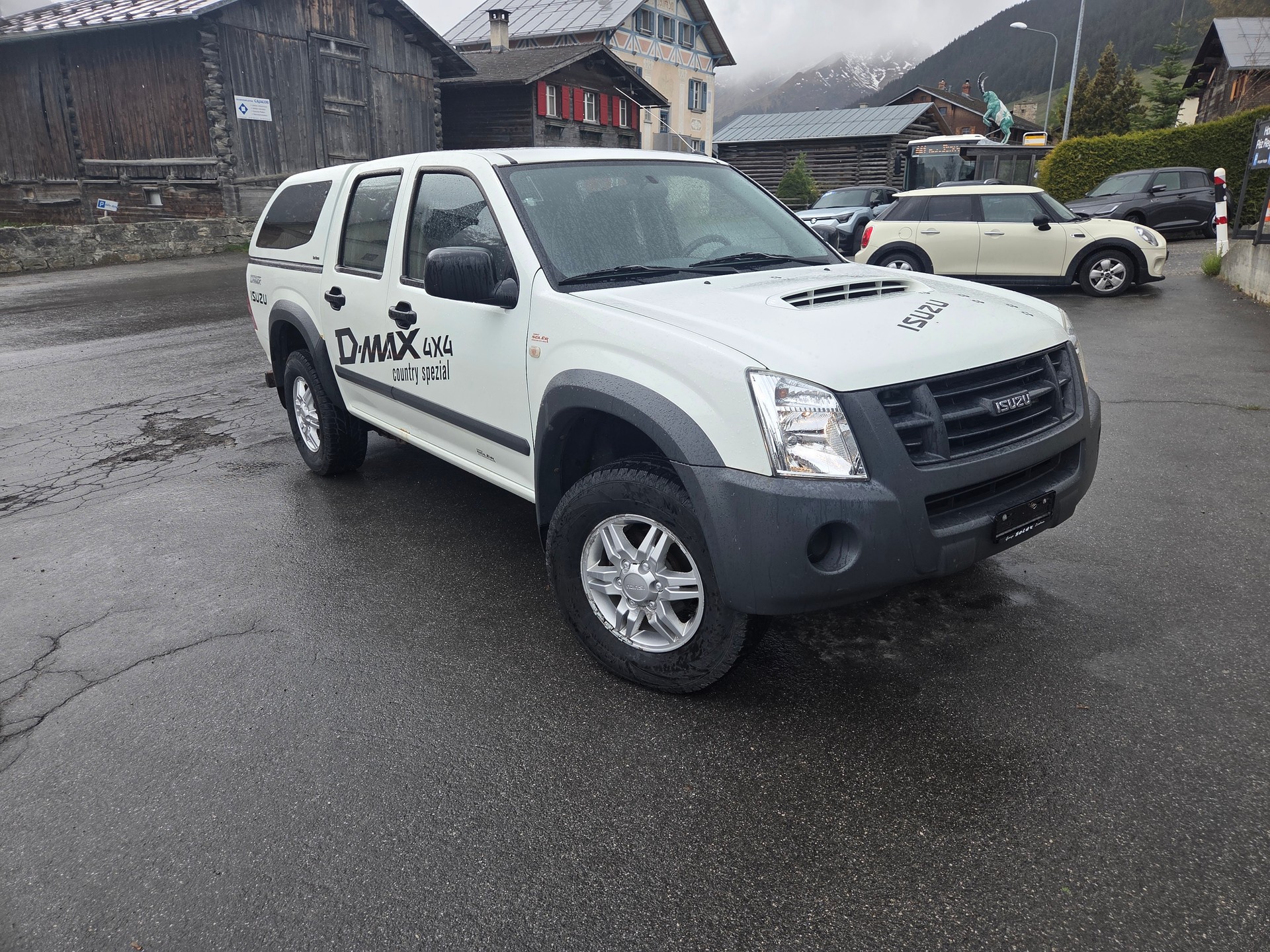 ISUZU D-MAX CrewCab L 3.0 4x4 Country Spezial-image-1