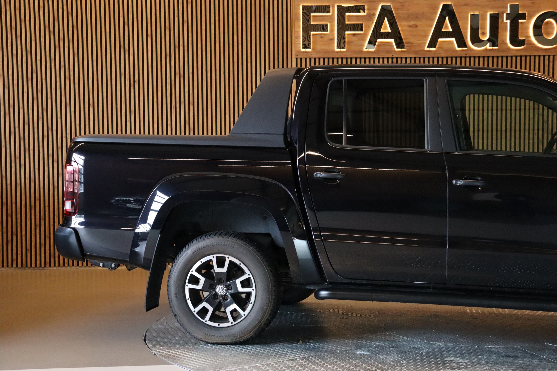 VW Amarok DKab. Pick-up 3.0 TDI 204 Canyon 4m-image-5
