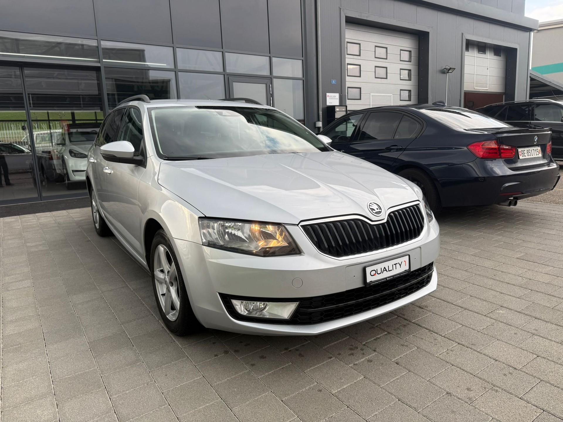 SKODA Octavia Combi 1.4 TSI Ambition DSG-showroom-element-3