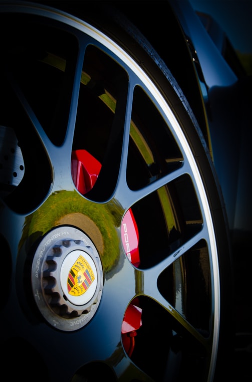 PORSCHE CARRERA 4 GTS-image-8