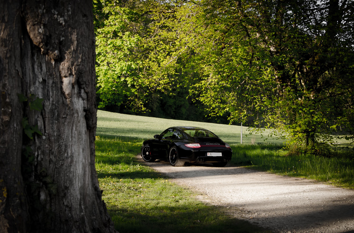 PORSCHE CARRERA 4 GTS-image-13