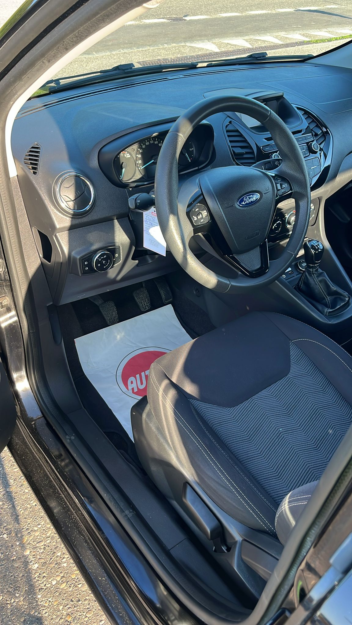 FORD KA+ 1.2 Ti-VCT Cool&Sound-image-11
